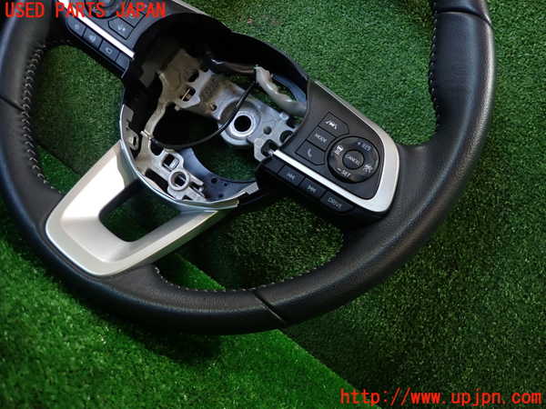 1UPJ-9235157855]ロッキー(ROCKY) ハイブリッド(A202S)ステアリングホイール 中古_3