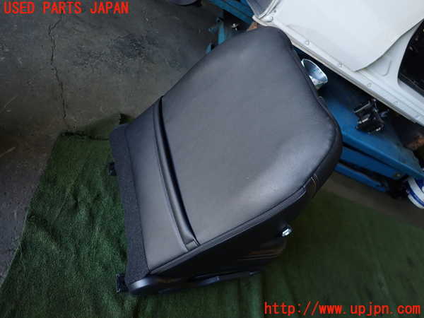 1UPJ-9235157035]ロッキー(ROCKY) ハイブリッド(A202S)運転席シート 中古_4