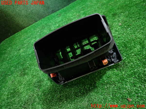 1UPJ-9235157527]ロッキー(ROCKY) ハイブリッド(A202S)エアコン吹き出し口2 (左) 中古_3