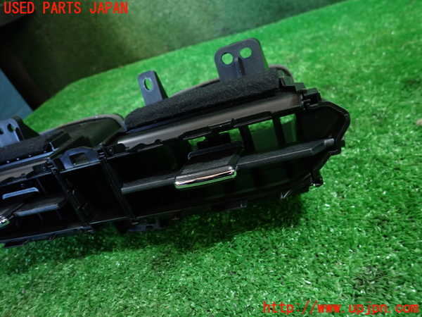 1UPJ-9235157528]ロッキー(ROCKY) ハイブリッド(A202S)エアコン吹き出し口3 (真中) 中古_2