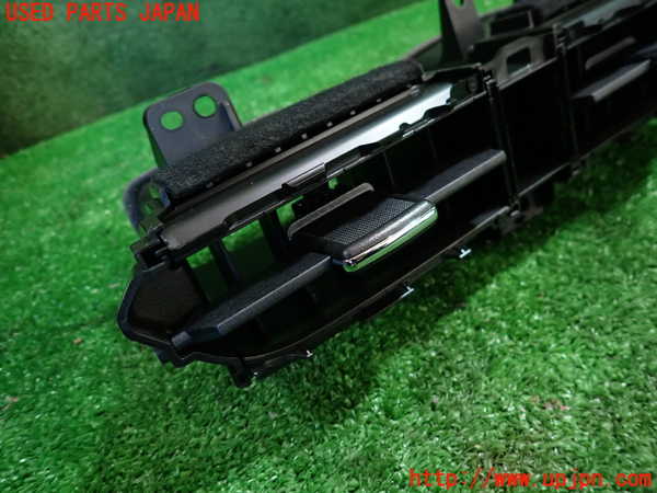 1UPJ-9235157528]ロッキー(ROCKY) ハイブリッド(A202S)エアコン吹き出し口3 (真中) 中古_3