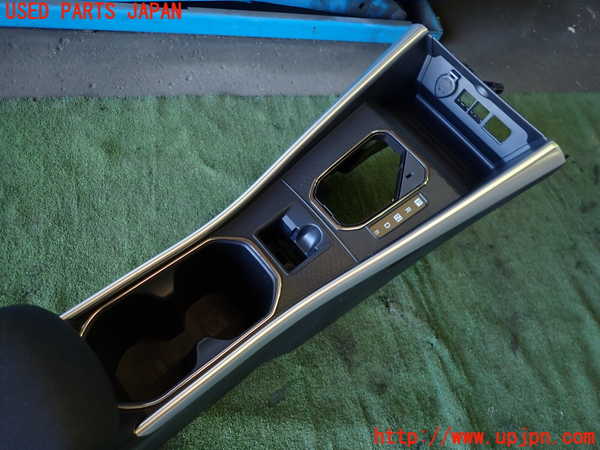 1UPJ-9235157540]ロッキー(ROCKY) ハイブリッド(A202S)センターコンソール 中古_3