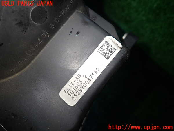 1UPJ-9235162560]リンカーン・ナビゲーター(型式不明)エアクリーナーボックス 中古_5