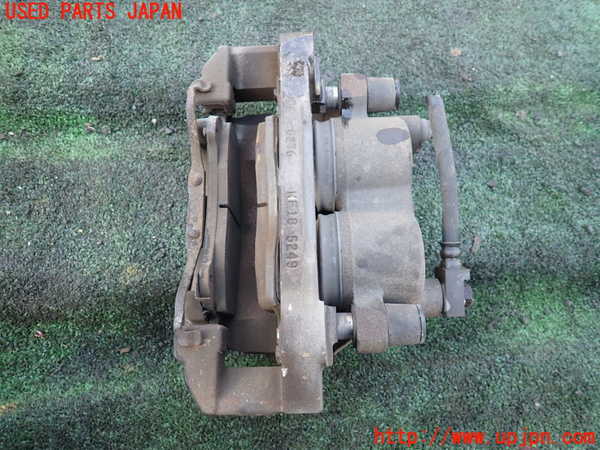 1UPJ-9235164080]リンカーン・ナビゲーター(型式不明)右フロントキャリパー 中古_2