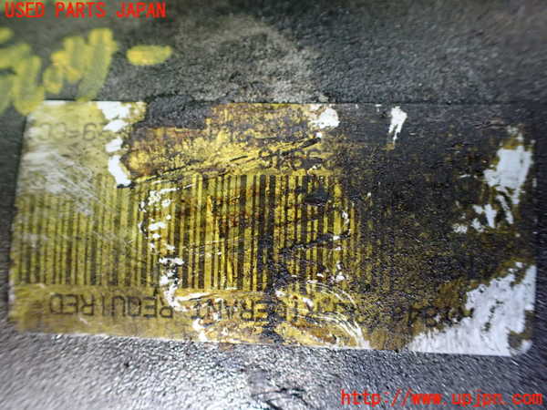 1UPJ-9235166025]リンカーン・ナビゲーター(型式不明)エアコンコンプレッサー 中古_4