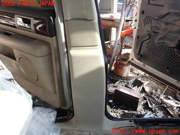 1UPJ-9235167670]リンカーン・ナビゲーター(型式不明)左センターピラートリム 中古_3