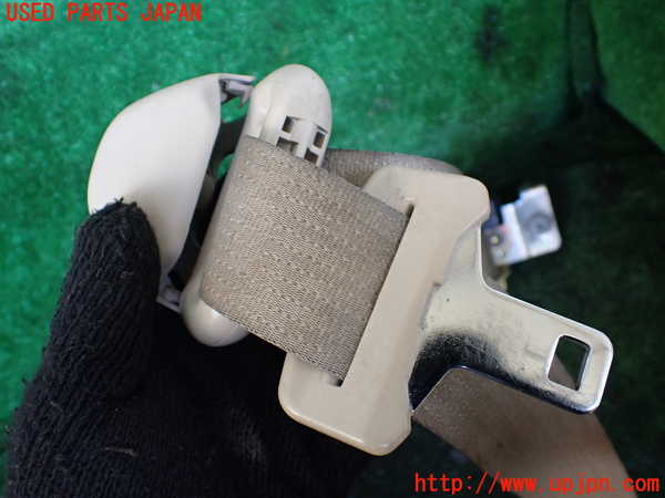 1UPJ-9235167075]リンカーン・ナビゲーター(型式不明)助手席シートベルト 中古_2