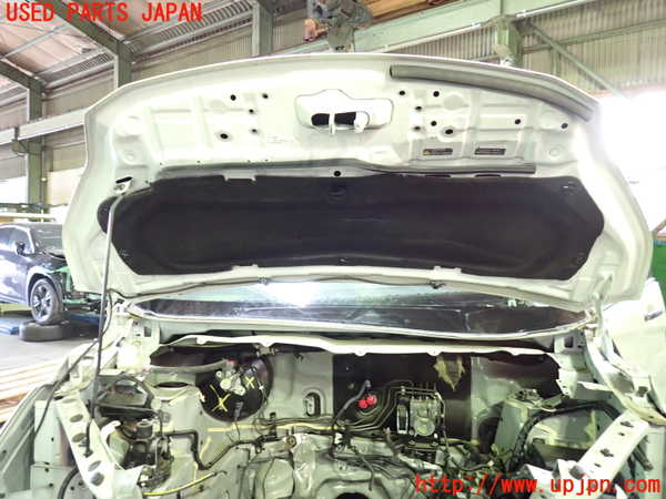 1UPJ-9235171060]セレナ(GFC27)ボンネットフード 中古_4