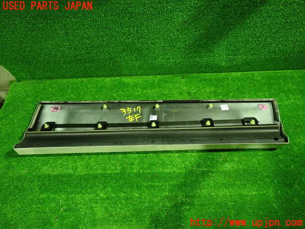 1UPJ-9235171262]セレナ(GFC27)左前ドアパネル 中古_3