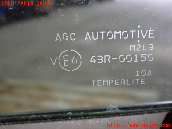 1UPJ-9235171290]セレナ(GFC27)右後ドア 中古_5