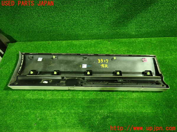 1UPJ-9235171322]セレナ(GFC27)左後ドアパネル 中古_3