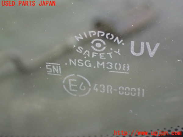 1UPJ-9235171200]セレナ(GFC27)右フロント三角窓ガラス 中古_2