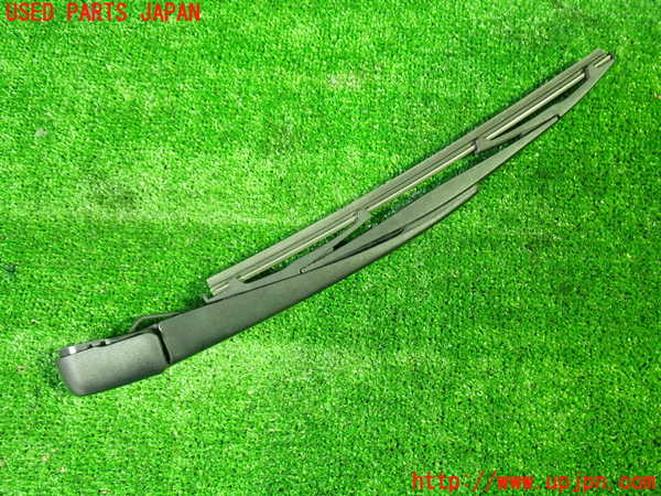 1UPJ-9235171661]セレナ(GFC27)リアワイパーアーム1 中古_2