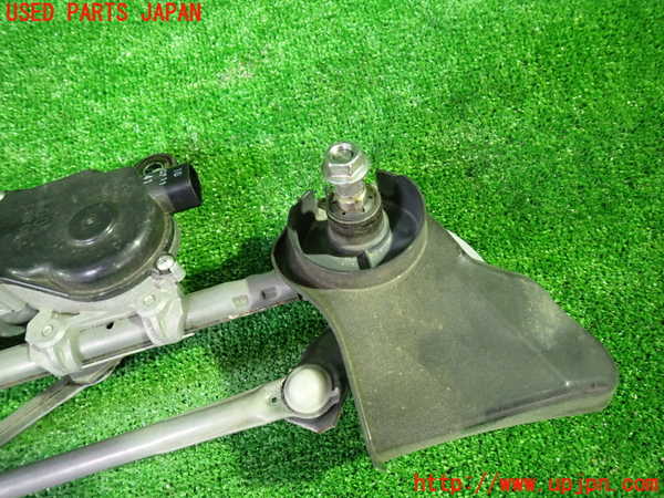 1UPJ-9235176770]セレナ(GFC27)フロントワイパーモーター 中古_2