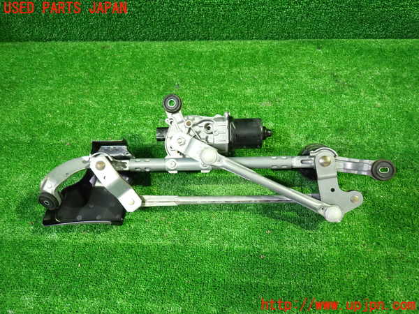 1UPJ-9235176770]セレナ(GFC27)フロントワイパーモーター 中古_4