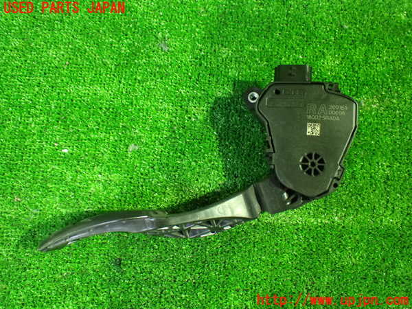 1UPJ-9235176381]セレナ(GFC27)センサー1 中古_3