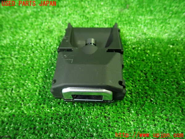 1UPJ-9235176382]セレナ(GFC27)センサー2 中古_2