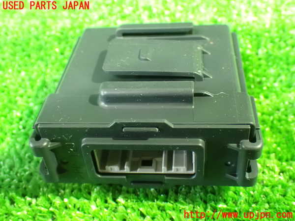 1UPJ-9235176151]セレナ(GFC27)コンピューター6 中古_2