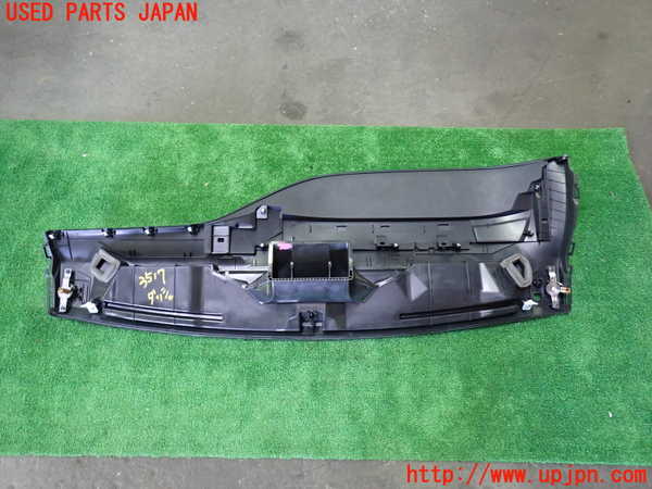 1UPJ-9235177505]セレナ(GFC27)ダッシュボード 中古_2