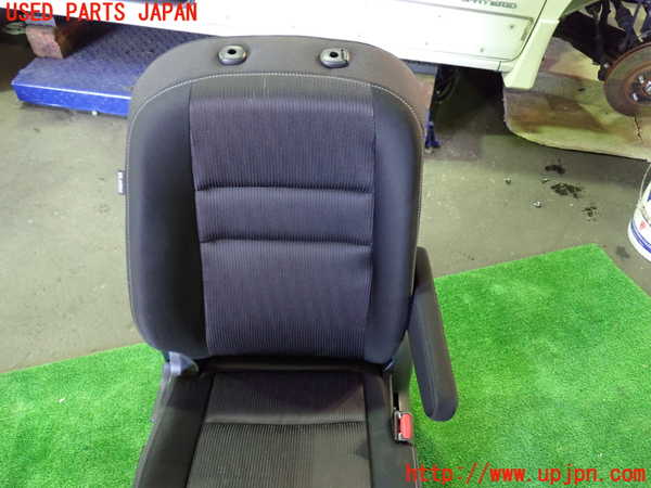 1UPJ-9235177035]セレナ(GFC27)運転席シート 中古_2