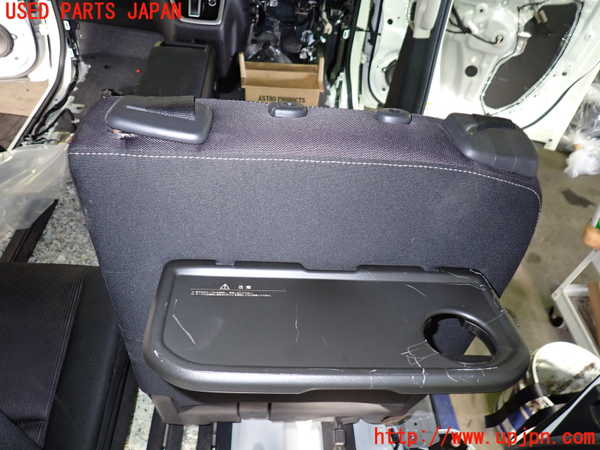 1UPJ-9235177145]セレナ(GFC27)右2列目シート 中古_5