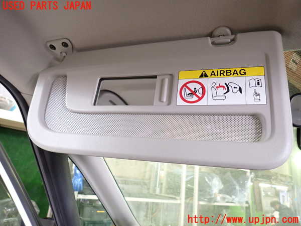 1UPJ-9235177630]セレナ(GFC27)室内サンバイザー左側 中古_3