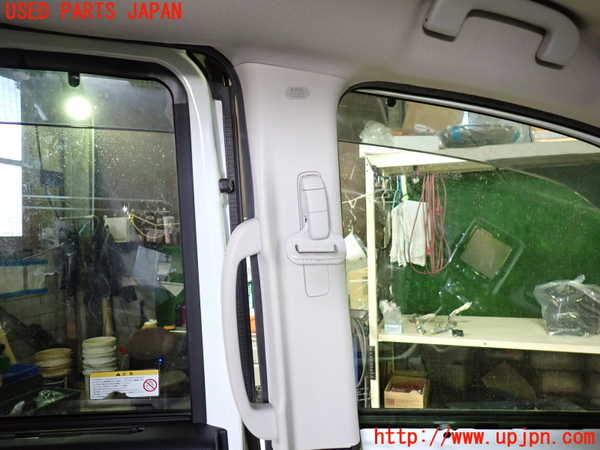 1UPJ-9235177670]セレナ(GFC27)左センターピラートリム 中古_2