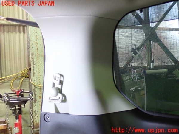 1UPJ-9235177680]セレナ(GFC27)左リアピラートリム 中古_3