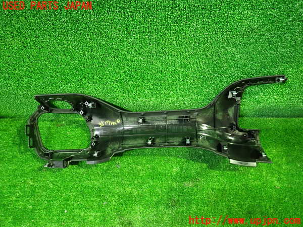 1UPJ-9235177692]セレナ(GFC27)内装トリム類2 中古_2