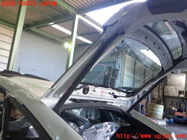 2UPJ-9235181584]アウディ・Q4 スポーツバック e-tron(FZEBJ)リアゲートダンパー 中古_2