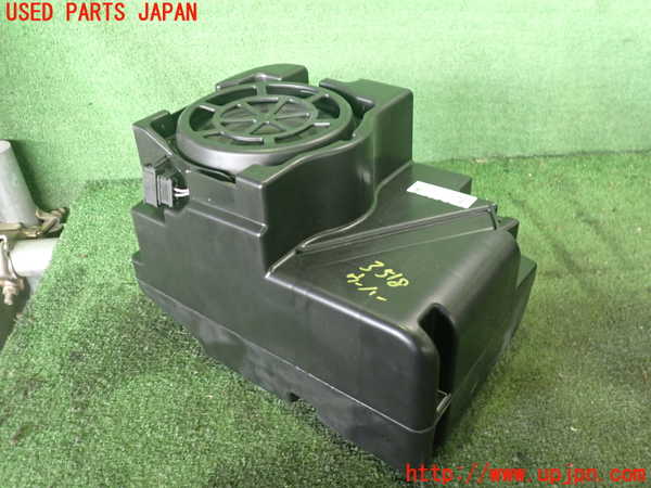 2UPJ-9235186530]アウディ・Q4 スポーツバック e-tron(FZEBJ)ウーハー 中古_2