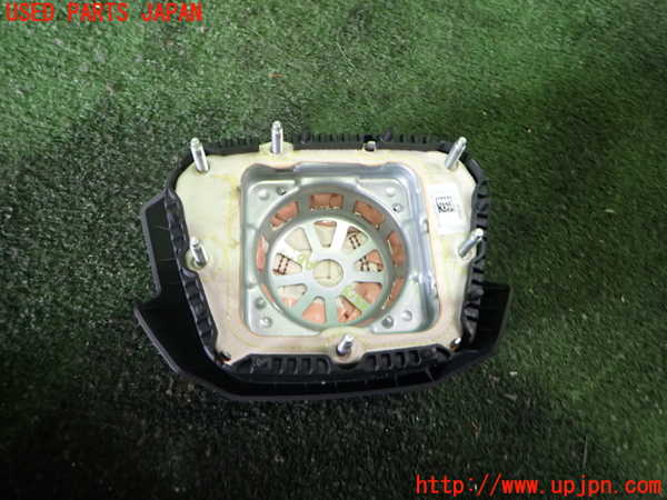 2UPJ-9235187865]アウディ・Q4 スポーツバック e-tron(FZEBJ)運転席側エアバッグカバー 中古_2