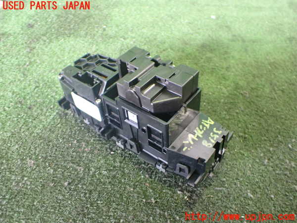 2UPJ-9235187555]アウディ・Q4 スポーツバック e-tron(FZEBJ)ATシフトレバー 中古_2