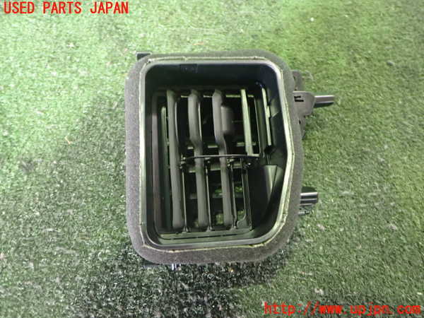 2UPJ-9235187527]アウディ・Q4 スポーツバック e-tron(FZEBJ)エアコン吹き出し口2 (真中) 中古_2