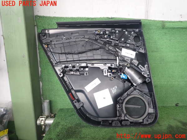 2UPJ-9235181294]アウディ・Q4 スポーツバック e-tron(FZEBJ)右後ドア内張り 中古_3