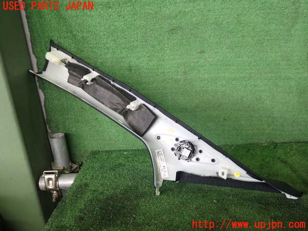 2UPJ-9235187655]アウディ・Q4 スポーツバック e-tron(FZEBJ)右フロントピラートリム 中古_2