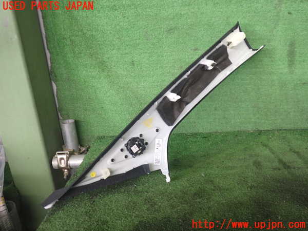 2UPJ-9235187660]アウディ・Q4 スポーツバック e-tron(FZEBJ)左フロントピラートリム 中古_2