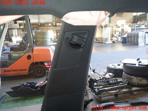 2UPJ-9235187665]アウディ・Q4 スポーツバック e-tron(FZEBJ)右センターピラートリム 中古_2