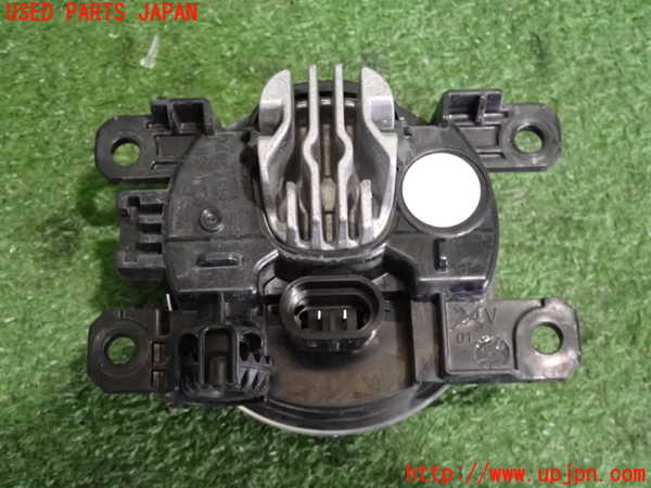 2UPJ-9235191180]ジープ・レネゲード(BV13PM)右フォグ 中古_3