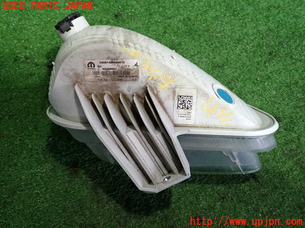 2UPJ-9235191160]ジープ・レネゲード(BV13PM)右ウィンカーレンズ 中古_2