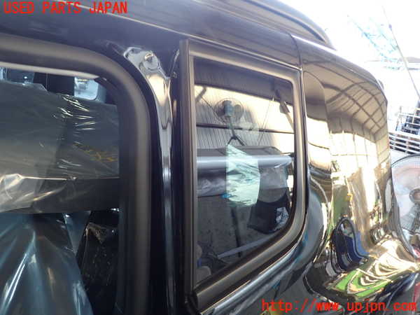 2UPJ-9235191382]ジープ・レネゲード(BV13PM)左クォーターガラス (43R-011595) 中古_2