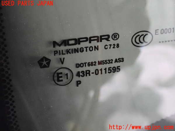 2UPJ-9235191382]ジープ・レネゲード(BV13PM)左クォーターガラス (43R-011595) 中古_3