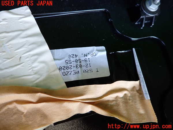 2UPJ-9235191520]ジープ・レネゲード(BV13PM)リアスポイラー 中古_5