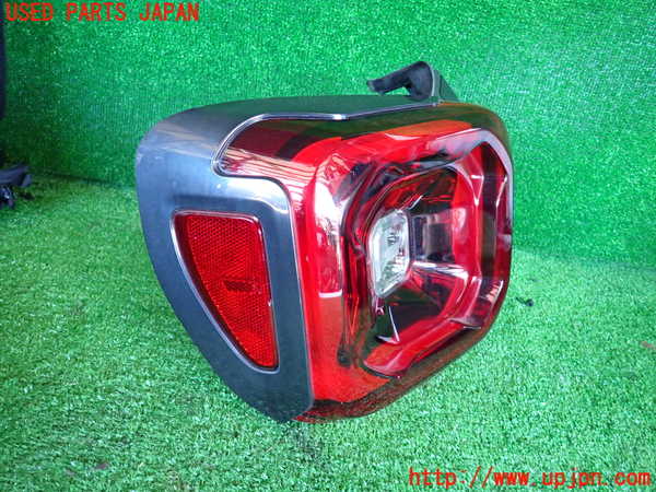 2UPJ-9235191536]ジープ・レネゲード(BV13PM)左テールランプ 中古_2