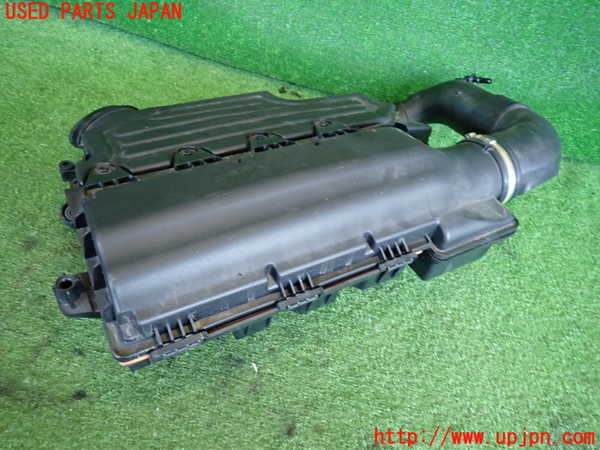 2UPJ-9235192560]ジープ・レネゲード(BV13PM)エアクリーナーボックス 中古_2