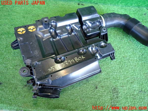 2UPJ-9235192560]ジープ・レネゲード(BV13PM)エアクリーナーボックス 中古_4