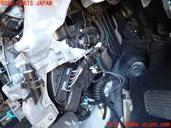 2UPJ-9235196081]ジープ・レネゲード(BV13PM)エバポレーター1 中古_3