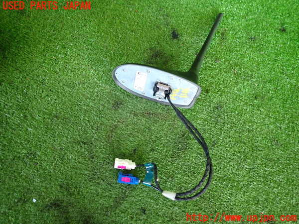 2UPJ-9235196550]ジープ・レネゲード(BV13PM)アンテナ 中古_2