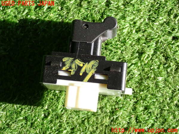 2UPJ-9235196245]ジープ・レネゲード(BV13PM)左前パワーウィンドウスイッチ 中古_2