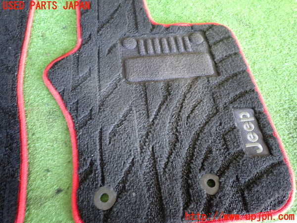 2UPJ-9235197800]ジープ・レネゲード(BV13PM)フロアマット 中古_2